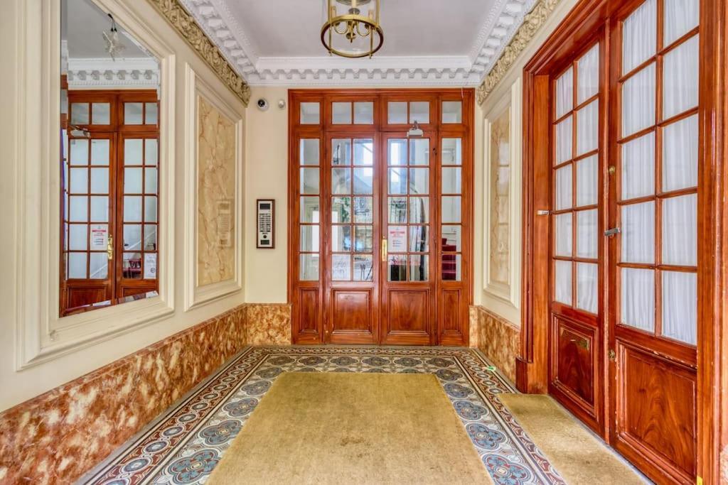 3-bedroom Close To Roland Garros Apartment Paris